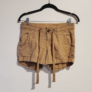 Cute, Khaki Linen/Cotton Blend Shorts